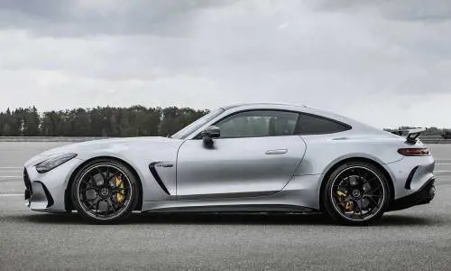 Ecco la nuova Mercedes-AMG GT