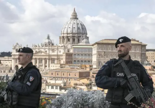 Giubileo, pro-pal e terrorismo, in Italia l'allerta sale a livello 2: cosa significa