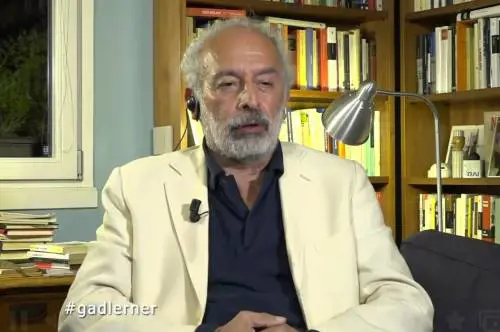 "Il braccio tatuato...". La gaffe antifascista di Lerner