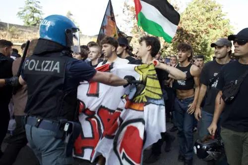E nelle università il contagio si diffonde. Studenti e cattivi maestri fan dell’Intifada