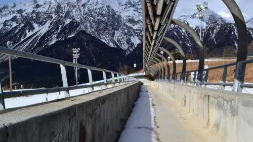 "Se vai avanti ti facciamo fuori": minacce al sindaco di Cortina per la pista da bob