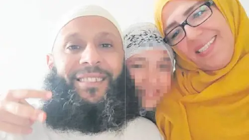 Il terrorista Abdesalem in Italia con il barcone. Da Bologna a Torino con una fuga dal Cie. "Salvato da un giudice"