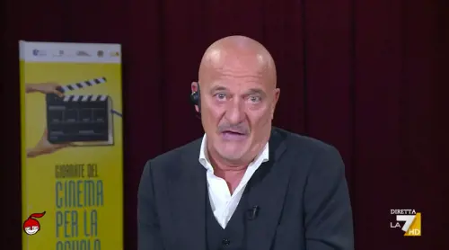 Bisio tifa Schlein. Poi la bordata alla Meloni: ecco cosa ha detto