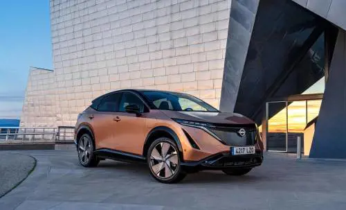 Auto elettriche: Nissan abbassa i prezzi di Ariya, ora da 42.600 euro