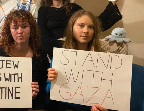 "Bandita dalle scuole". E anche gli ambientalisti rinnegano Greta