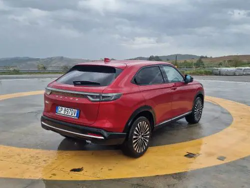 Honda e:Ny1, guarda tutte le foto del primo contatto 