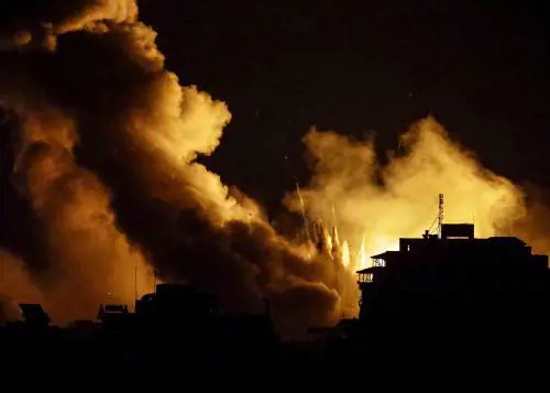 Liberati due ostaggi americani. Ucciso "l'ingegnere" di Hamas | La diretta
