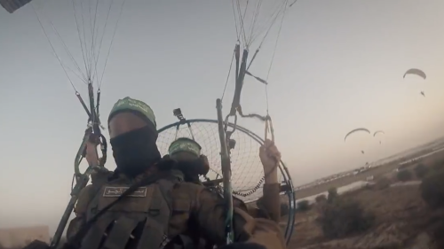 Deltaplani, mongolfiere e droni: l'origine dei reparti aerei di Hamas