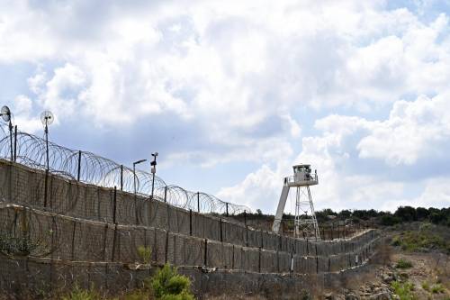 La beffa del valico di Rafah. Pochi aiuti e civili bloccati. Ucciso altro capo di Hamas