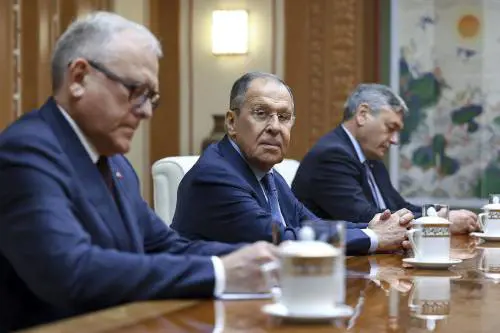 Sergei Lavrov a Teheran: il vertice 3+3 per stabilizzare il Caucaso