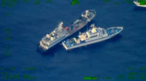 "Collisione con una nave cinese". È alta tensione nel Mar Cinese Meridionale