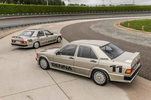 Mercedes-Benz 190E 2.3-16, guarda la gallery