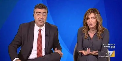 "Non sei mai in Parlamento", "La tua legge è ridicola". Lo scontro Fiano-Santanchè nel 2017