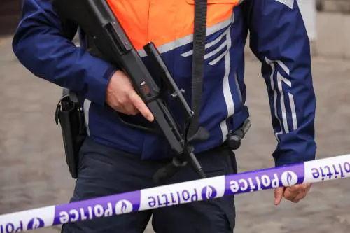 "Voglio morire da martire". Allerta nazionale in Belgio, palestinese ricercato per terrorismo