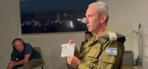 "Decapita i nemici, strappa il cuore e il fegato": il "pizzino" di Hamas ai suoi terroristi