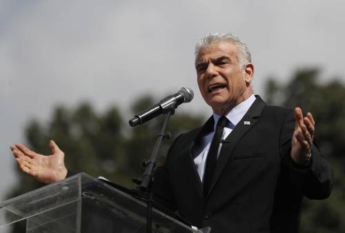 "Quanti ebrei devono morire?". L'ex premier israeliano Lapid contro la sinistra globale