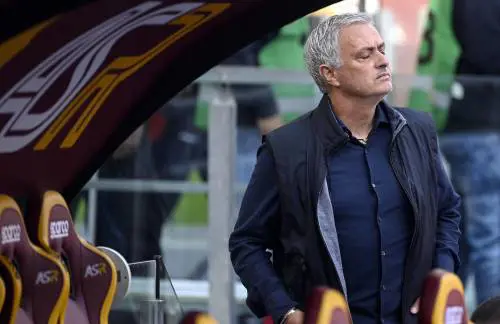 Mou-Sarri: derby delle chiacchiere muto