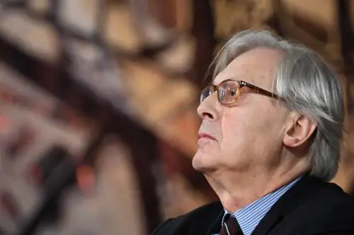 L'autodifesa di Sgarbi: "Le 5 calunnie su di me"