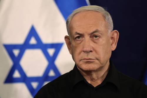 L'attacco all'esercito, il post cancellato, le polemiche: ora è bufera su Netanyahu