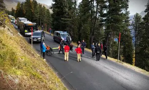 "Ignoranza climatica" i vandali di Ultima Generazione bloccano i mondiali di sci