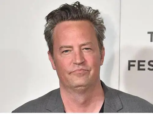 Tre olive e "Mattman": gli ultimi post inquietanti di Matthew Perry