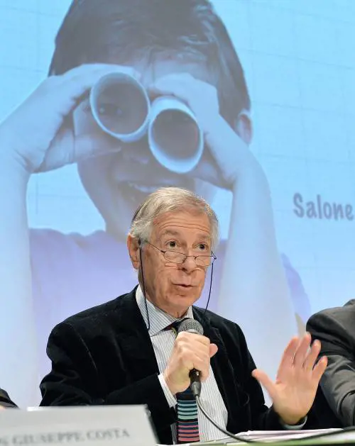 Era l'einaudiano "signore dei libri"