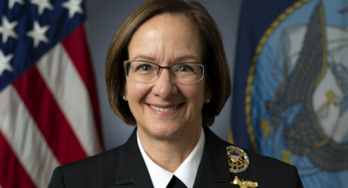 Chi è Lisa Franchetti, la prima donna capo della Marina militare Usa
