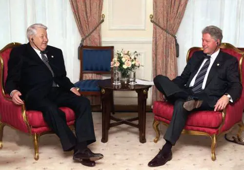 "Boris, ferma gli islamici". Nei documenti segreti la profezia di Clinton sulla crisi mediorientale