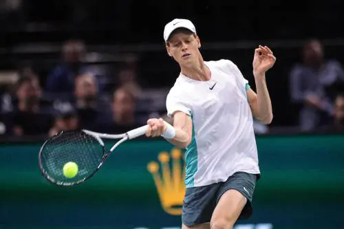 Djokovic balla coi record e ora vuol suonare Sinner
