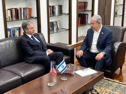 Blinken non basta: inviato il capo Cia. Biden chiama Bibi e gli Usa schierano il super sottomarino
