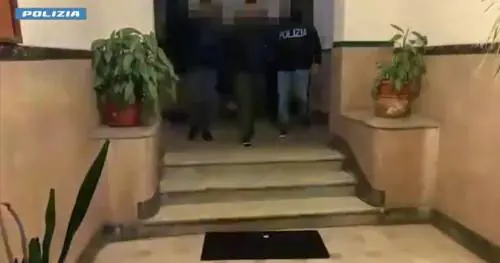 Allarme antisemitismo. Arrestato aspirante jihadista