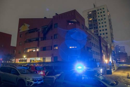 Milano, incendio in un appartamento: muore uomo di 75 anni