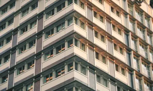 Lavori urgenti in condominio: quali sono e chi li decide