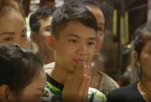 "Non ha retto la pressione dei media". Morto suicida il capitano-eroe della giovane squadra thailandese