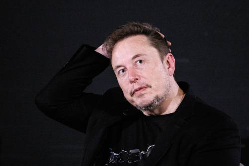 "Ama il sarcasmo": Elon Musk svela Glok, l'intelligenza artificiale che sfida ChatGpt