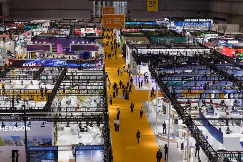 Apertura e condivisione: è iniziata in Cina la sesta edizione del CIIE