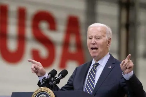 Il voto pro-aborto rilancia Biden. Ma per i sondaggi ancora non basta
