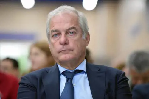 Finisce nei guai un altro tecnico scelto da Emiliano