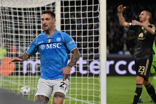 Champions, il Napoli bloccato sul pari dall'Union Berlino: non basta un gol di Politano