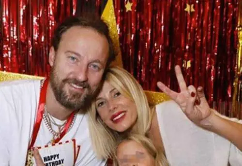 Alessia Marcuzzi e Francesco Facchinetti insieme alla festa di compleanno della figlia Mia (2016)