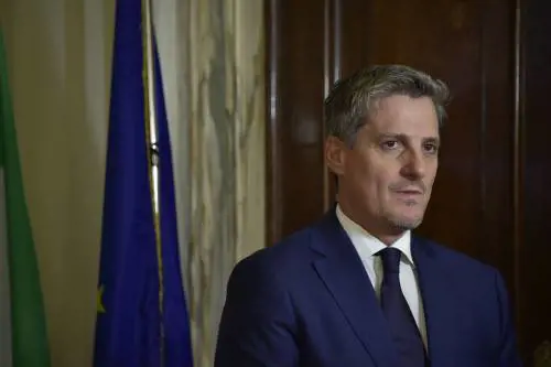 Gli editori incalzano il governo sui fondi. "La manovra penalizza"