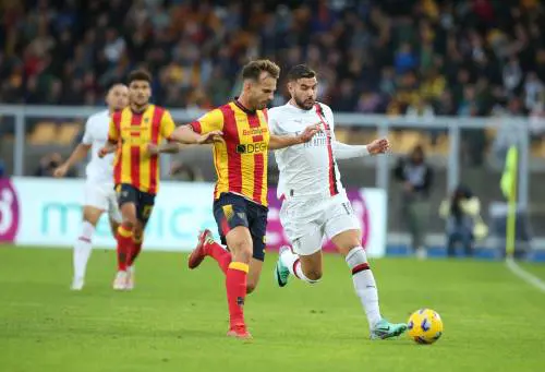 Il Milan rovina tutto nella ripresa: un Lecce corsaro pareggia 2-2