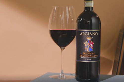L'Italia sul tetto del mondo: qual è il vino che ha conquistato tutti (e perché)