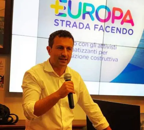 "Crudeltà fanatica". La sparata choc contro il governo Meloni sul caso Indi Gregory