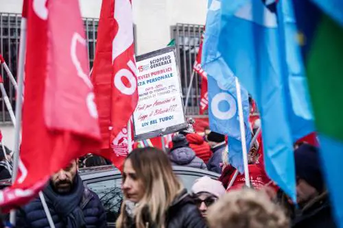La scelta del venerdì per creare maggiori disagi. In 24 ore, si brucia lo 0,5% del Pil