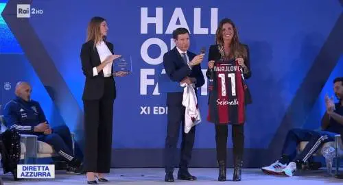 I doni e le parole per Sinisa: la moglie di Mihajlovic commuove la rete