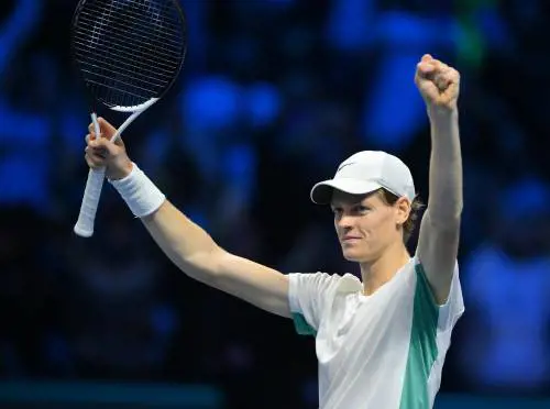 "Abbiamo vinto insieme": Sinner spiega come ha battuto il re del tennis