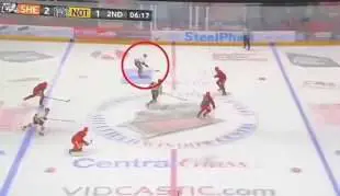 Hockey, morto in campo con la gola sgozzata: arrestato l'avversario che lo ha colpito