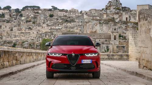 Alfa Romeo Tributo Italiano, guarda le foto della nuova gamma 