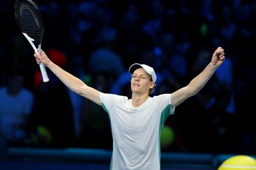 Atp Finals, Sinner domina Medvedev, vince in tre set ed è in finale!